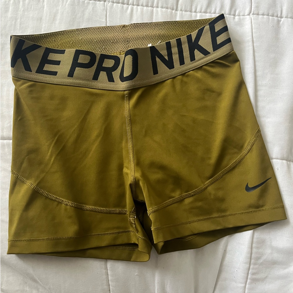 Size Small Nike Spandex Shorts Bundle